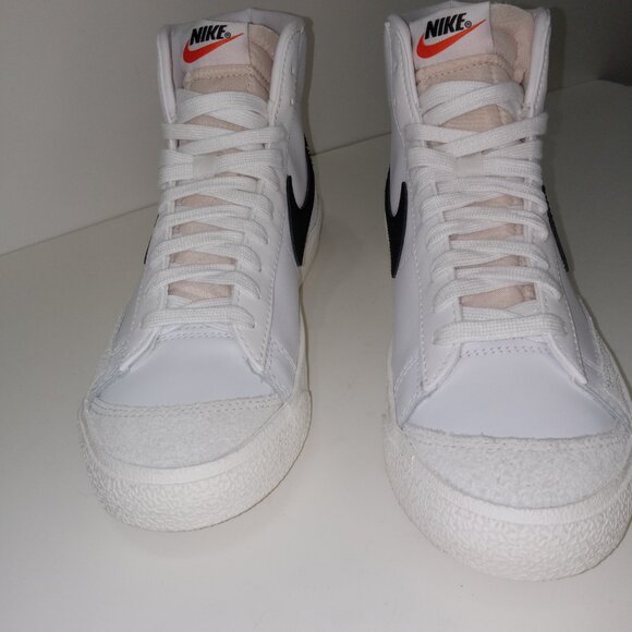 Nike Blazer Mid '77 Vintage Sneakers Athletic Gym Shoe Black White size 8.5 W - Picture 11 of 14